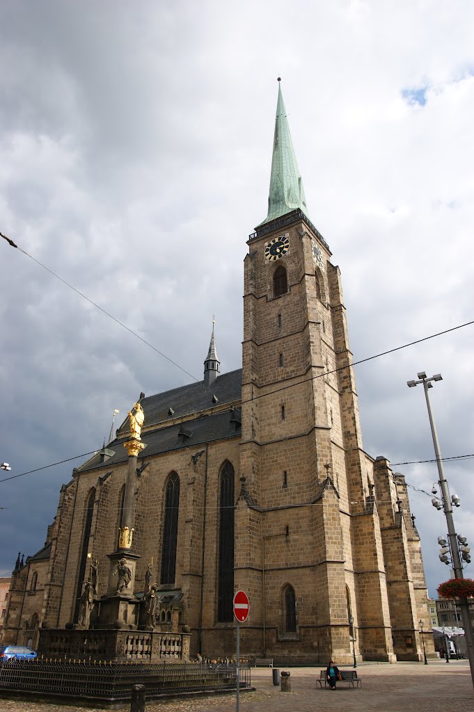 Plzeň, katedrála sv. Bartoloměje / Pilsen, The Cathedral Of St. Bartholomew by Zbynda