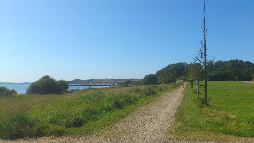 Sønderborg strand by Jan Hvid Johnsen