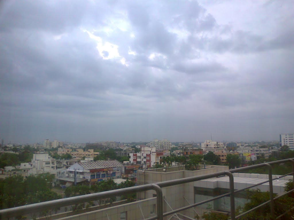 View from 333 Redisson Blu Nagpur by suchitaxaxa