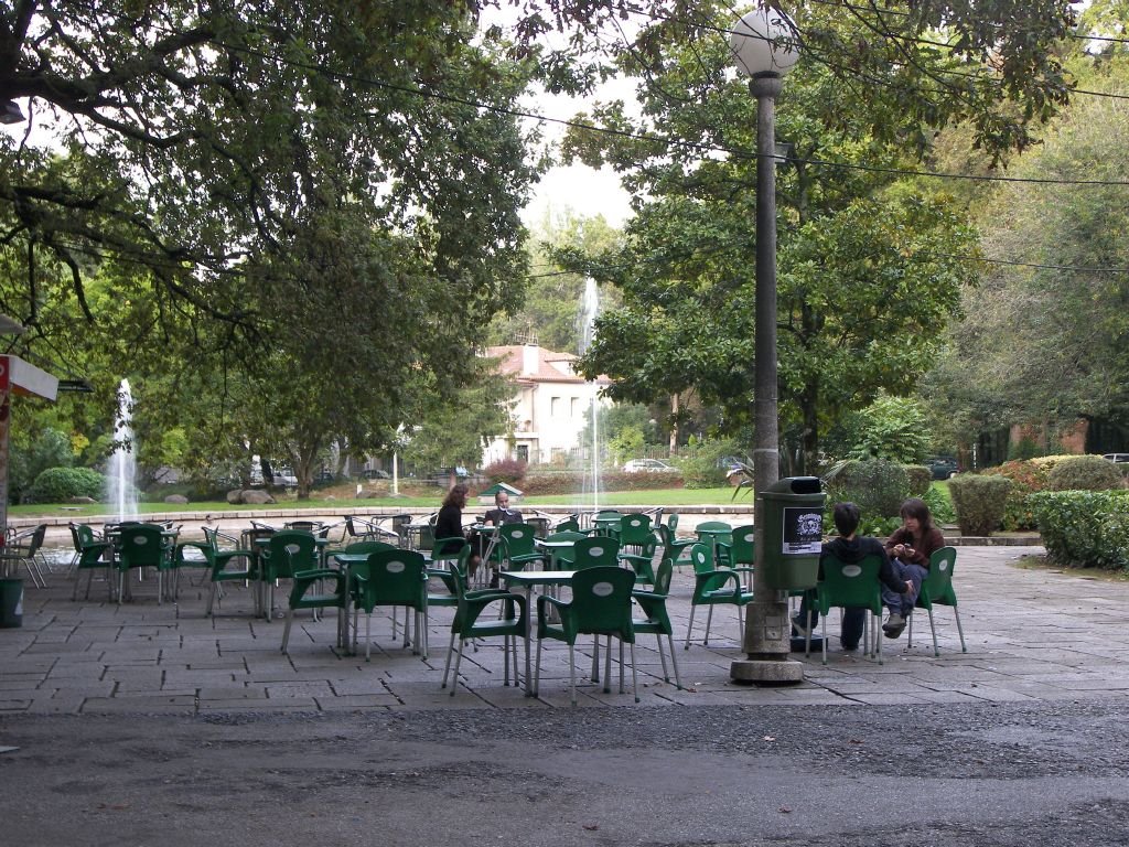 Esplanada no Parque Aquilino Ribeiro by fjlima