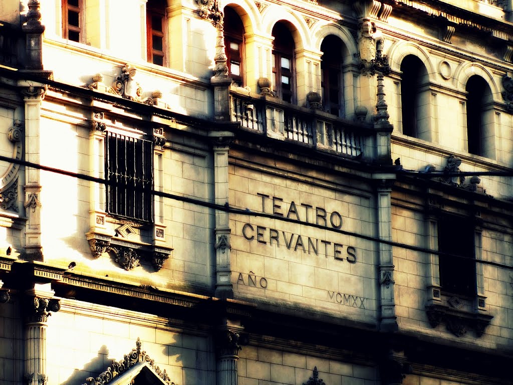 Teatro Cervantes - San Nicolas / Buenos Aires by Gui Torres