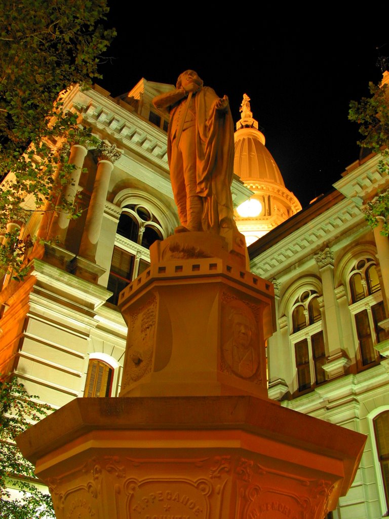 De Lafayette Statue at Courthouse by danhester