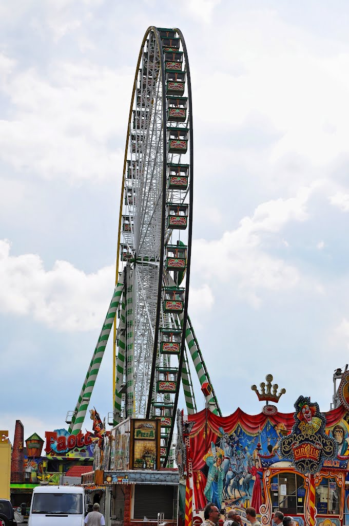 Cranger Kirmes 2012 by dpt-1