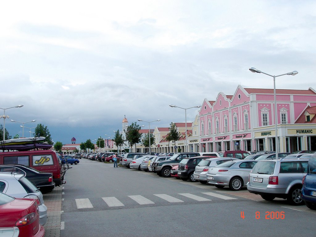 Parndorf - Designer Outlet by Cristian PATRASCU