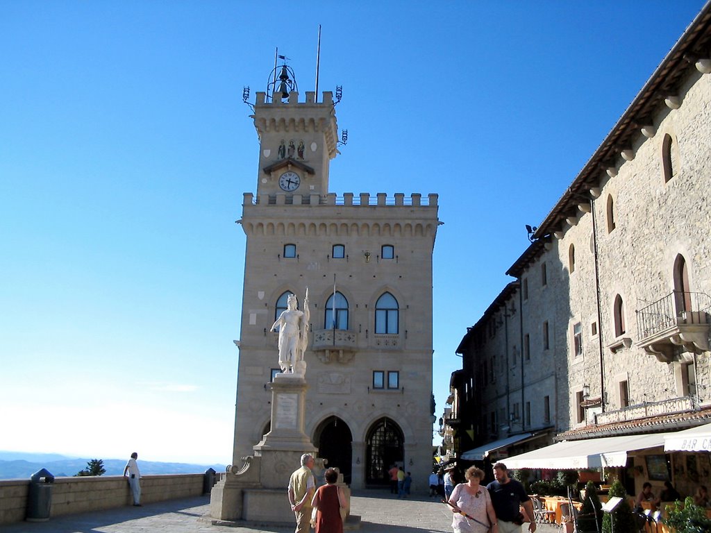 San Marino - Piazzale Domus Plebis by Cristian PATRASCU