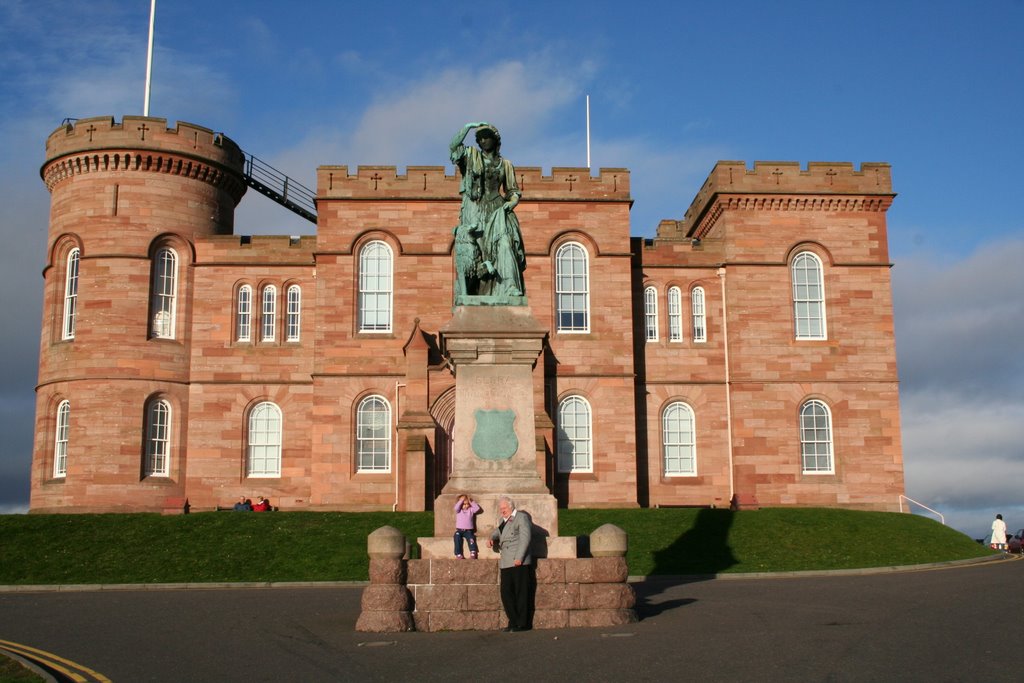 Inverness Castle and Flora MacDonald Monument by jim.fraser@zyggis.co…