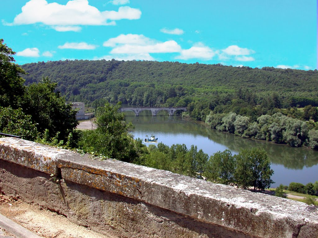 La moselle a Liverdun. Mai 2012. by gilbert54690