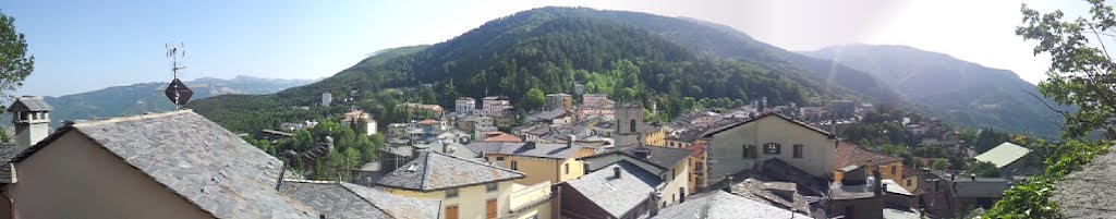 Panorama di Sestola dalla curva per la Rocca by GetD@wn