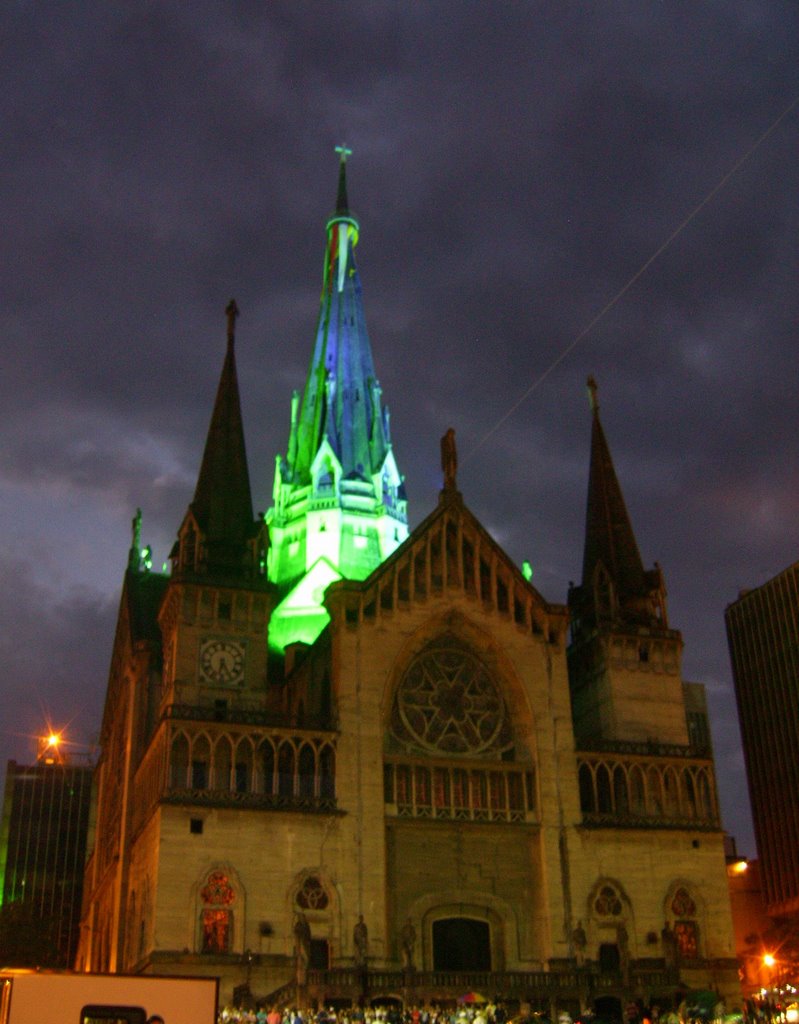 Catedral Basílica de Manizales by rompehuesos