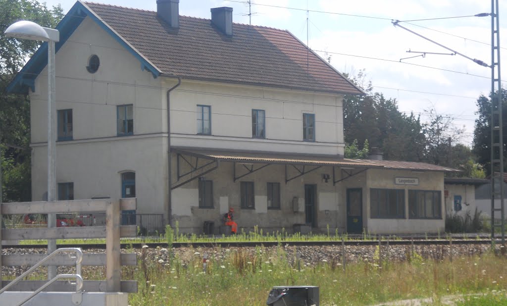 Bahnhof Langenbach by Christoph Rohde