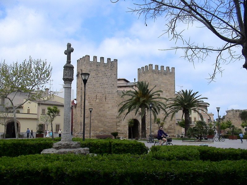 Alcudia, Mallorca. by magoncan