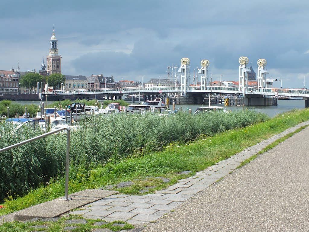 Stadsbrug Kampen by petervandegroep