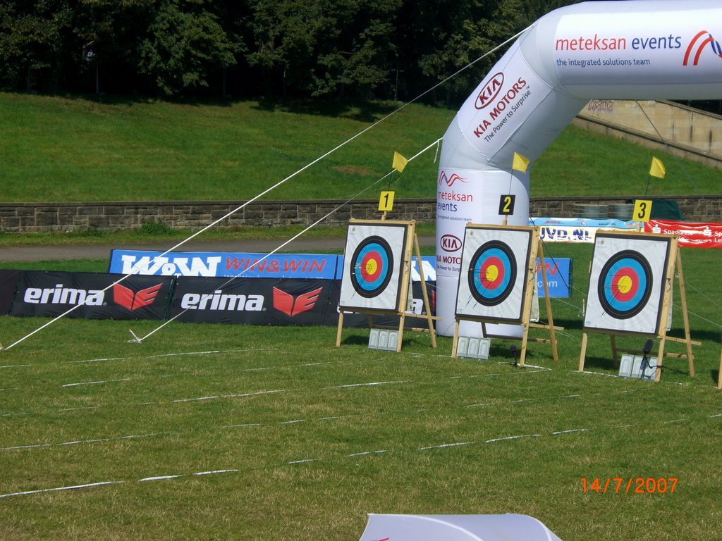 Bogen WM 2007 in Leipzig im Stadion by Sternche