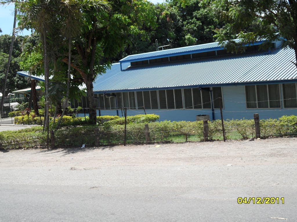 View of Building? along Morea-Tobo Road in 6 Mile area, Port Moresby, PNG, on 4-12-2011 by Peter John Tate,