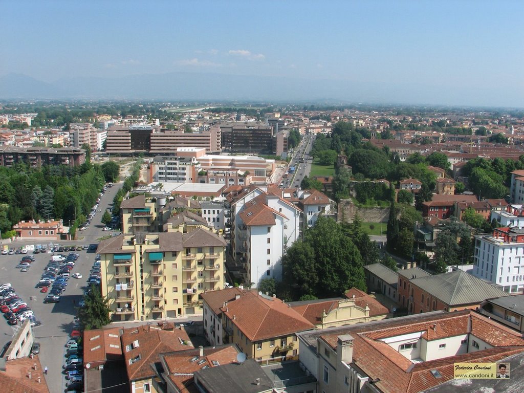 ~FC_ Vicenza dall'alto - via Catteneo by www.candoni.it (Federico)