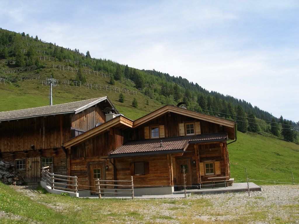 Mountain hut by wendyemlyn