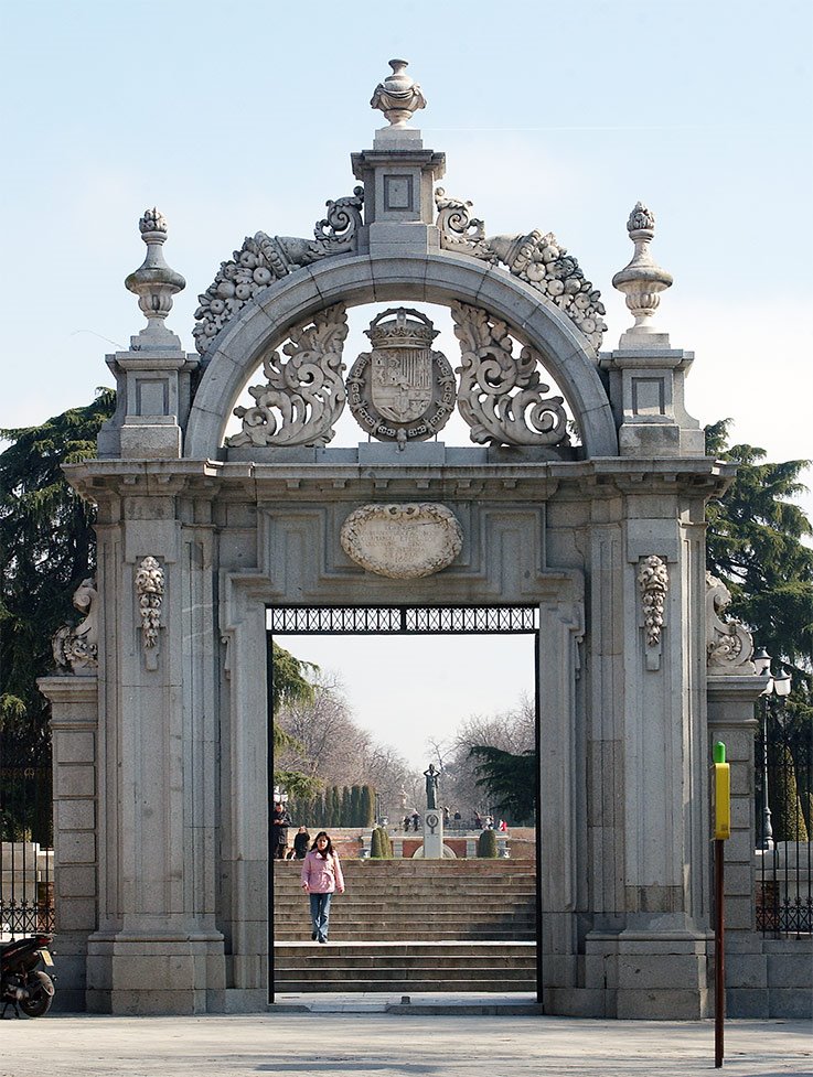 Puerta Retiro, detalle by Mariano Mellado