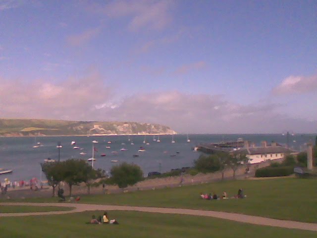 Swanage bay and Pier by keith huddy