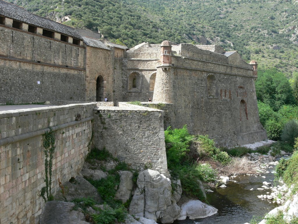 Villefranche de Conflent - Remparts (Pyrénées-Orientales) by jasonvy7