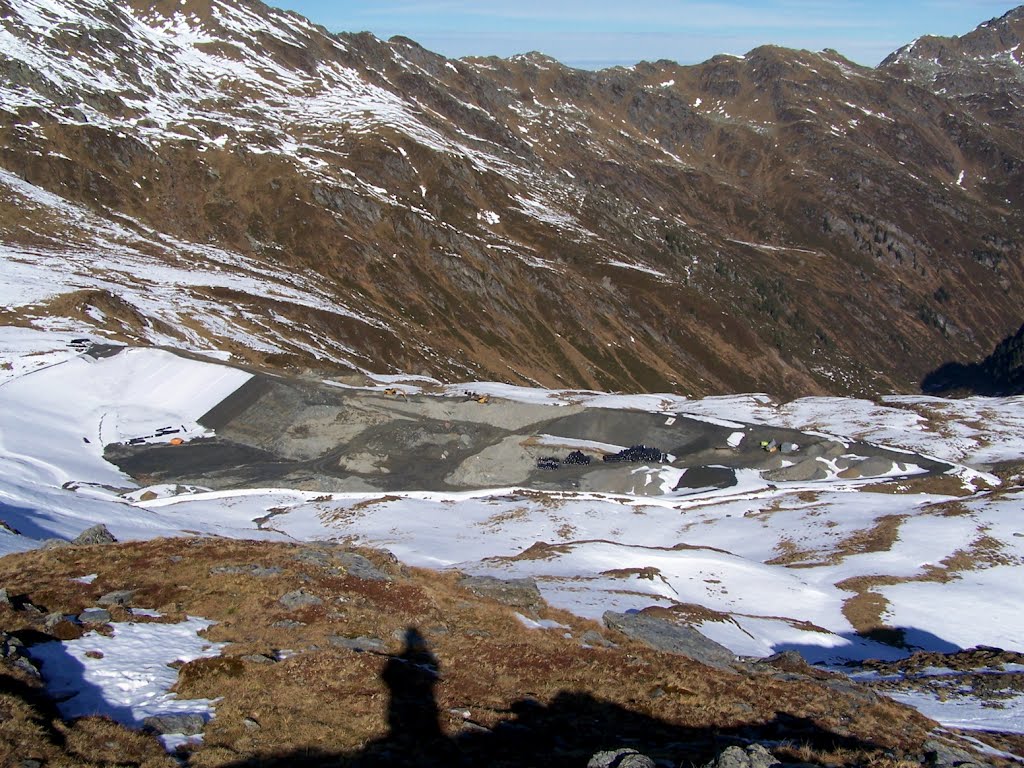 Königsleitenspitze; Blick zum Wasserspeicher by dietmarproske