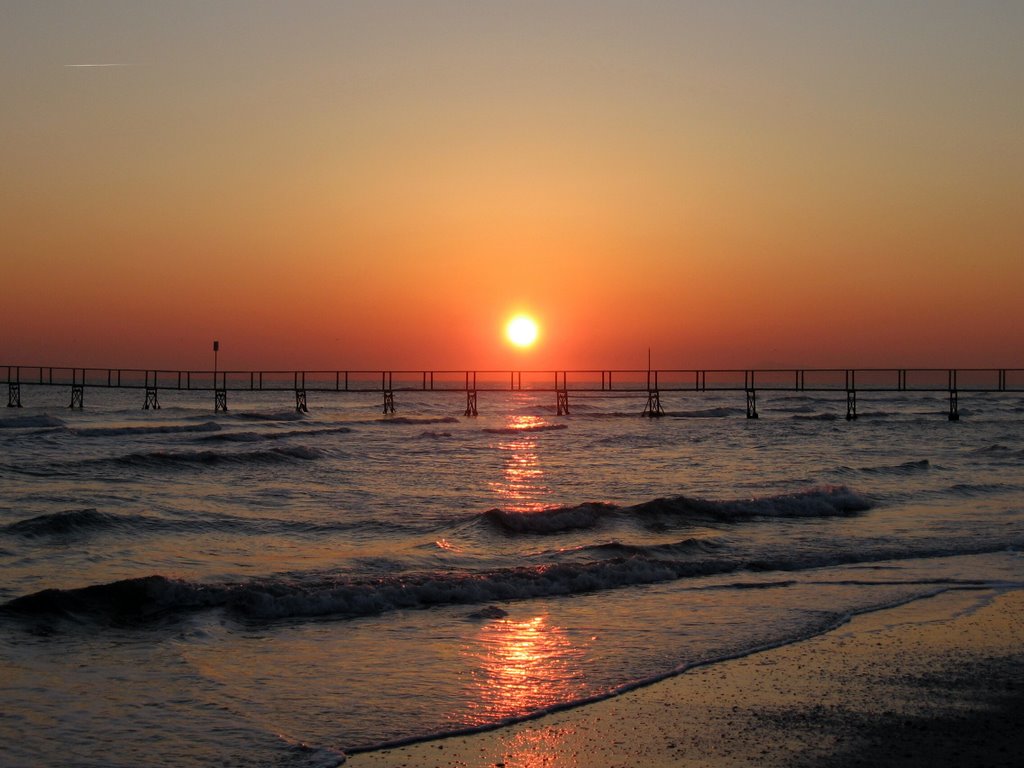 Rimini beach by Jaro Šimo