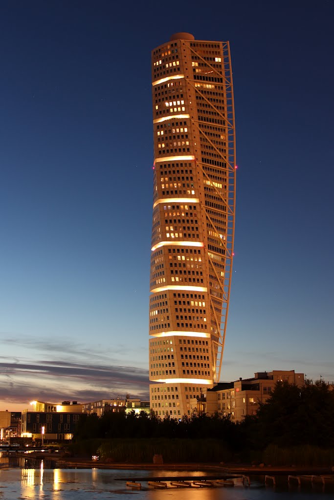 'Turning Torso by Night' - Malmö, Sweden by Jan Sognnes