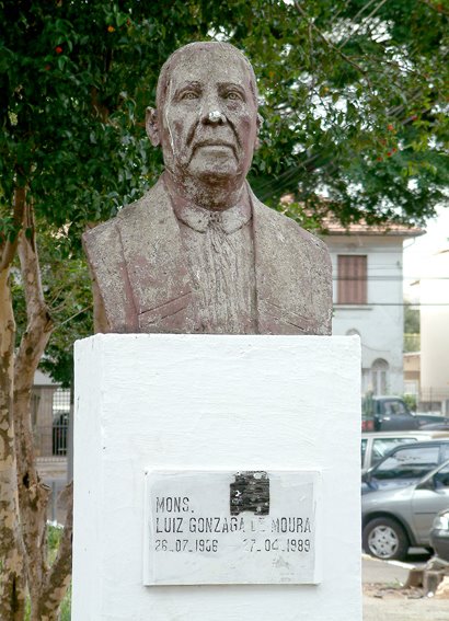 Monsenhor Luiz Gonzaga de Moura by chico saragiotto