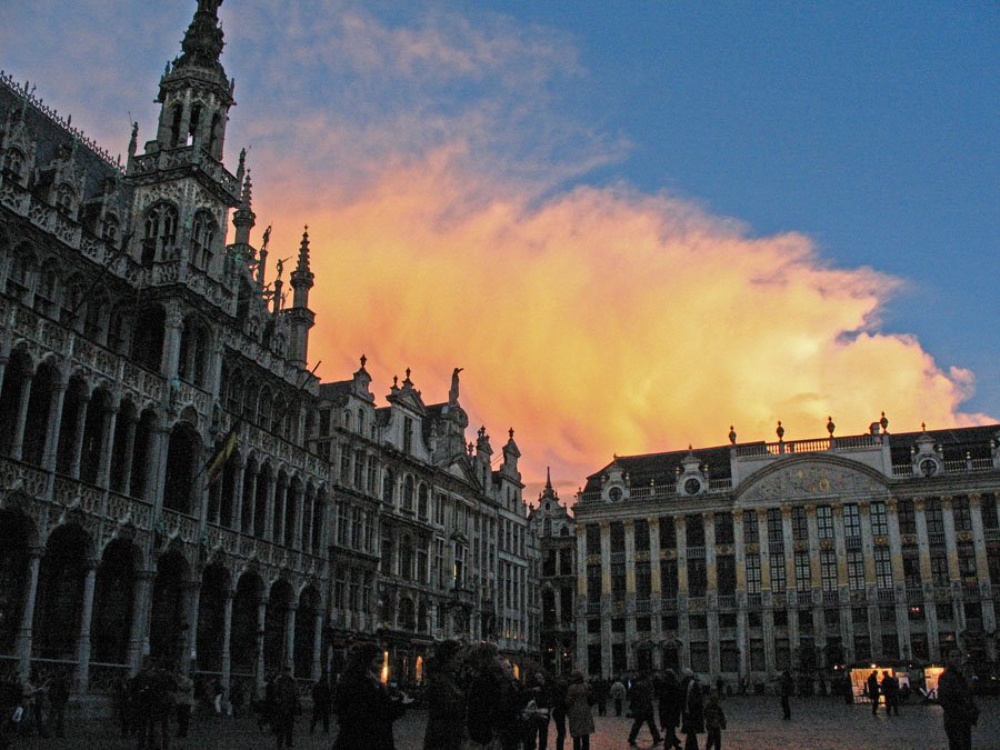 Grand-Place, 1000 Bruxelles, Belgium by transalpino