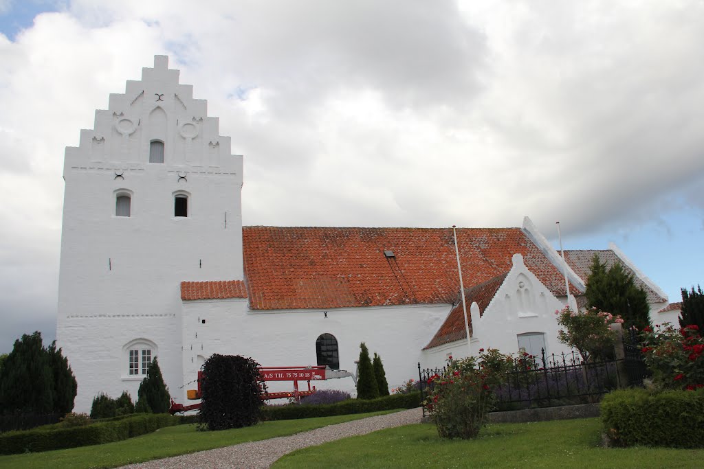 Dalby kirke " Sct. Peders kirke" Fyn by eigil lundsgaard