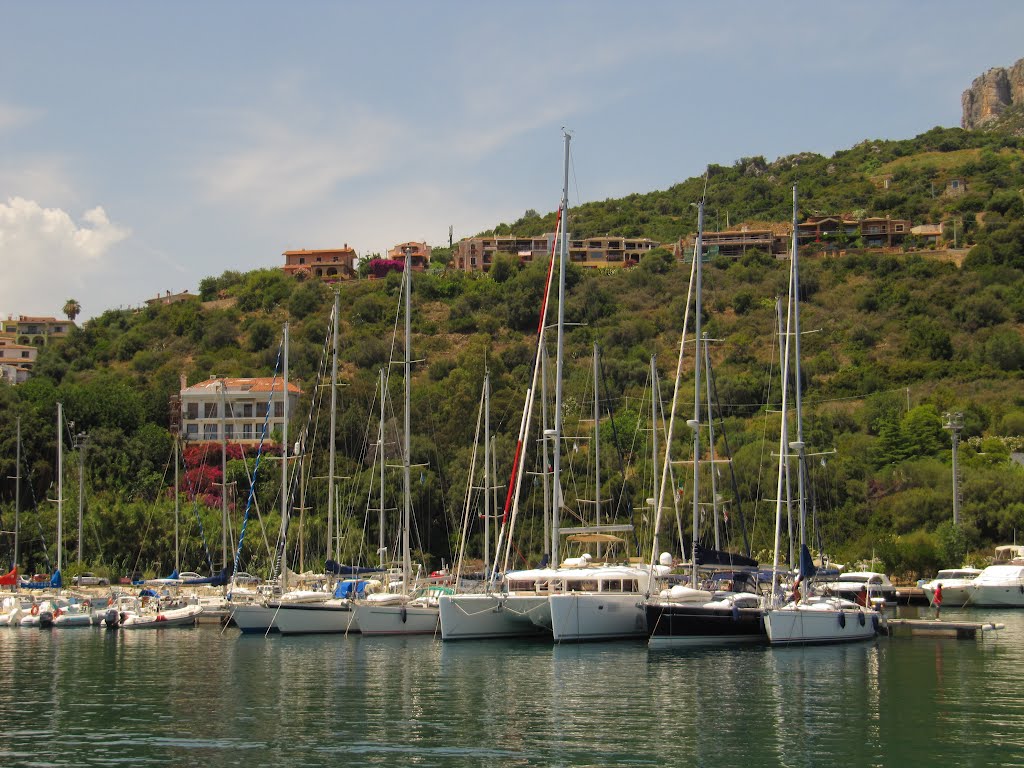 Arbatax - porto sant maria di Navarése by touslesj