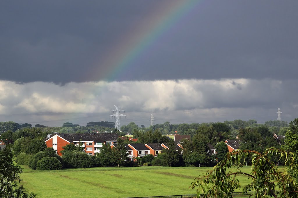 Regenbogen über Stade by Dieter Schütze