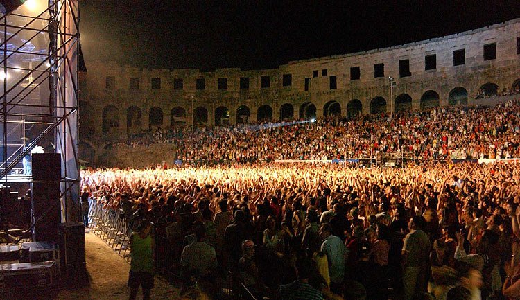 Anastacia Concert @ Pula Arena (Croatia) by Nevergreen90