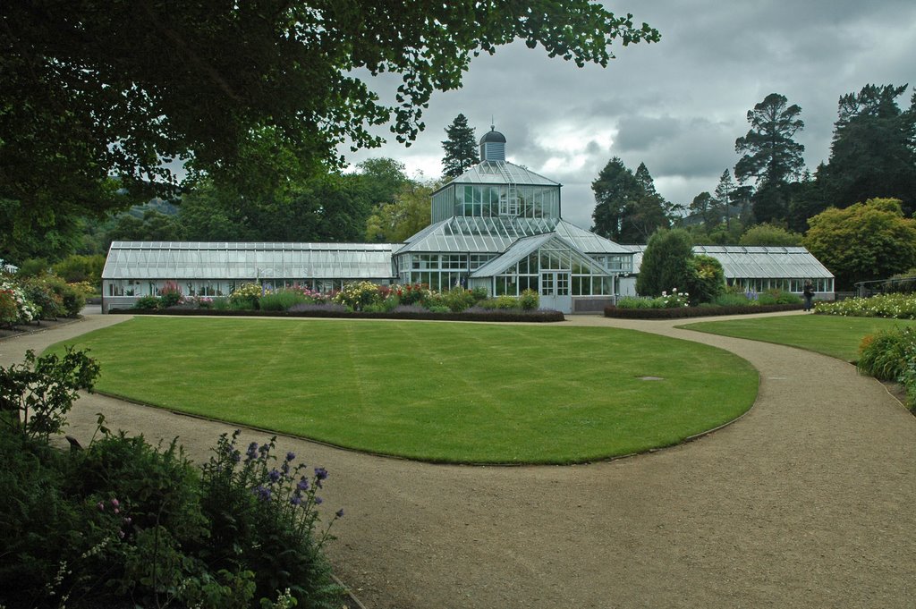 Botanic Garden Glasshouse by tandmkohlbush