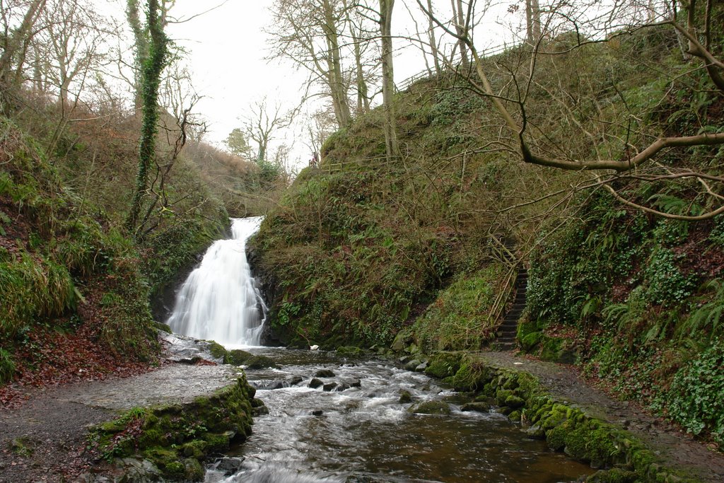 Glenoe Waterfall by Greg Thompson