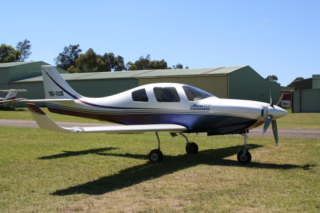 Lancair aircraft at Camden by Jerome Whitcroft