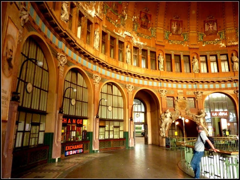 Praha- hlavní nádraží /Prague -main railway station/ by jolaostrow