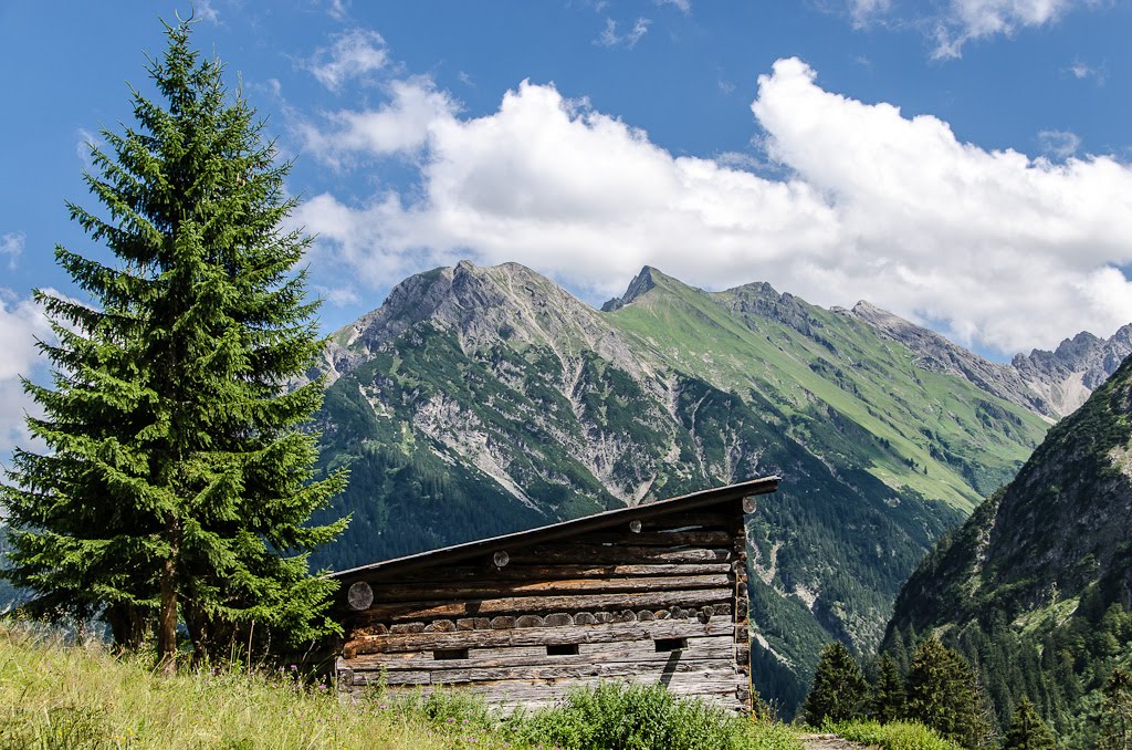 Am Höhenweg nach Mittelberg by ThomK