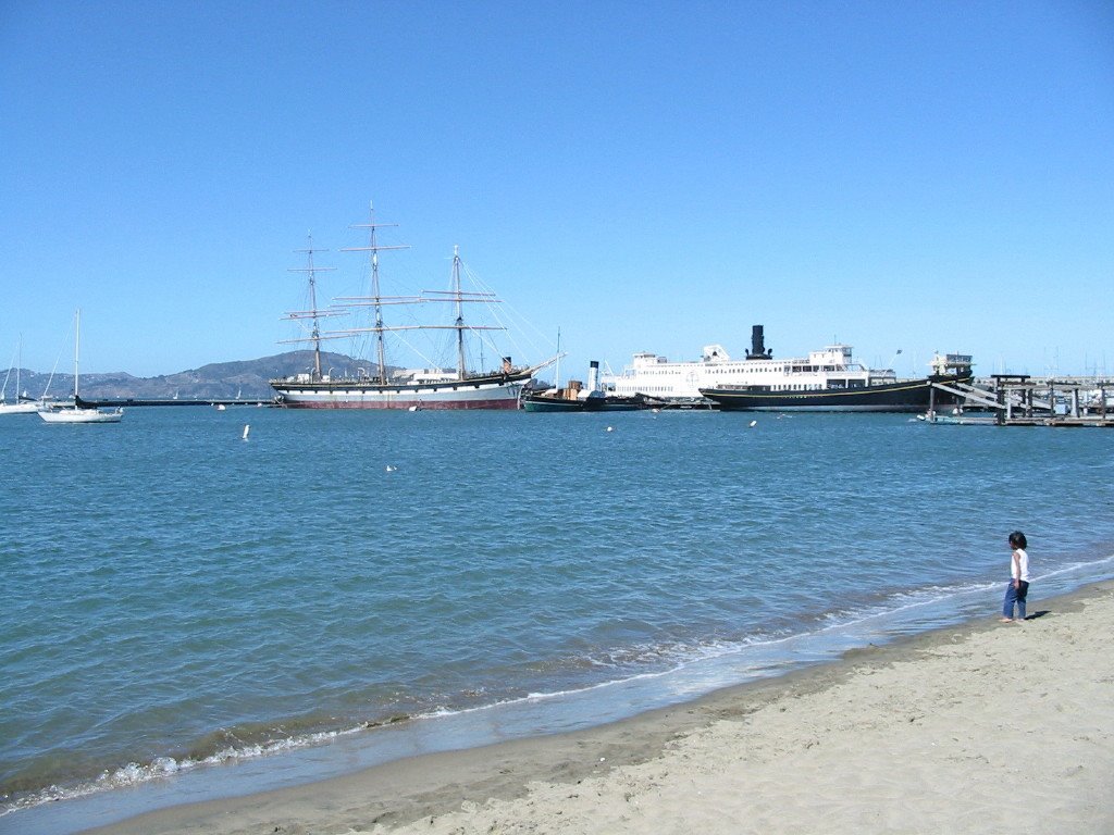 San Francisco Aquatic Park Beach by MrTama