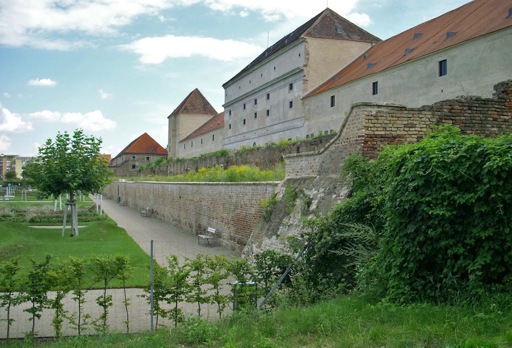 Schloss Neugebäude by Don Claudio