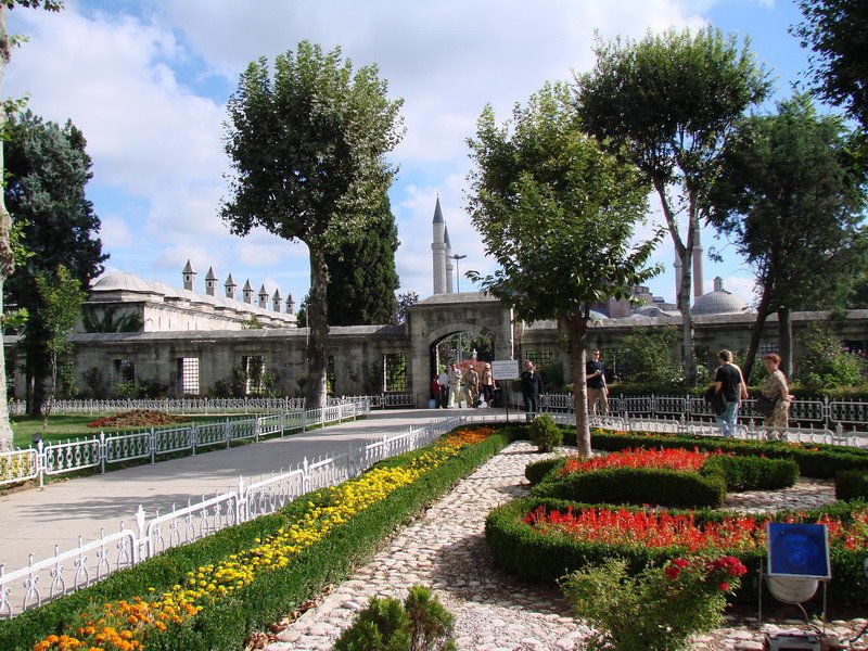 Jardin, Mezquita Azul - Estambul. by magoncan