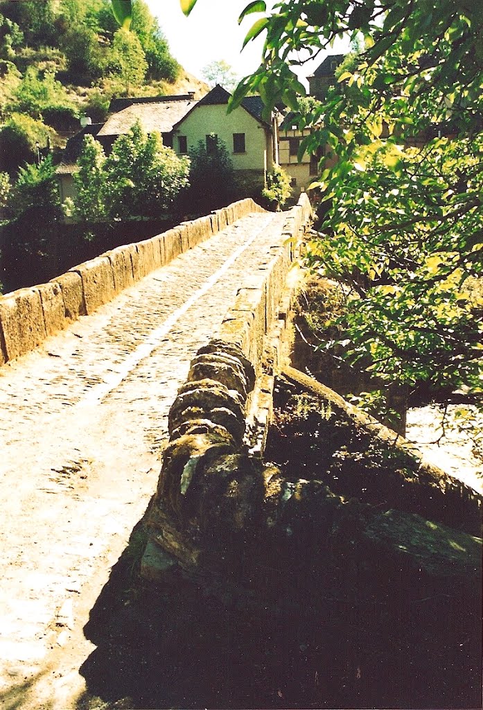 Conques passage du chemin de Compostel by Marc Lacelle