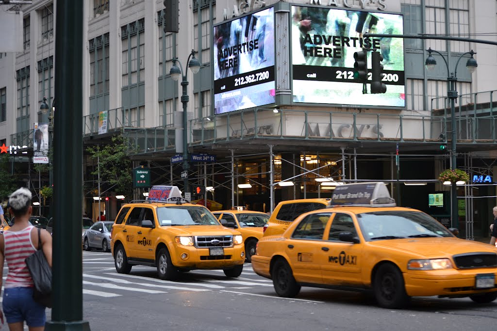 Taxi Cabs, New York City by Maribel Roman Santiago