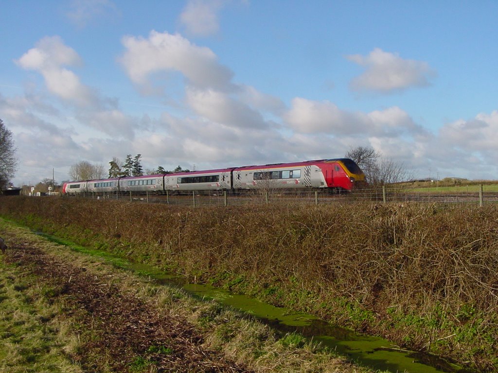 Virgin train going through Norton Fitzwarren by cjhaig