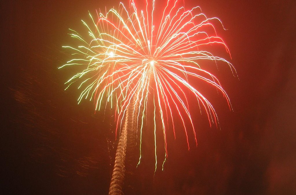 Feuerwerk an der Seebrücke Zingst by Michael Knöfel