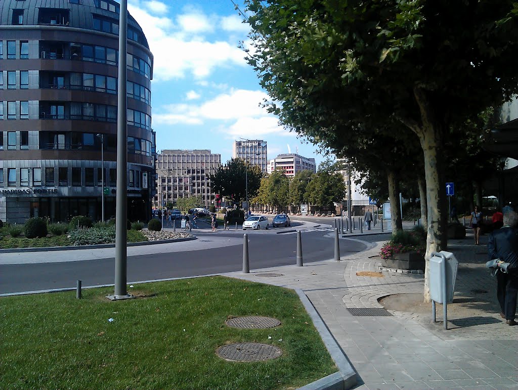 Liège: rond-point des Chiroux et avenue Destenay by jimbal