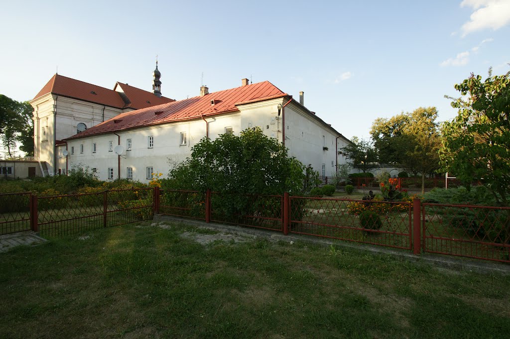 Krasnobród-Kościół pod wezwaniem Nawiedzenia Najświętszej Marii Panny by tadeusz dziedzina©