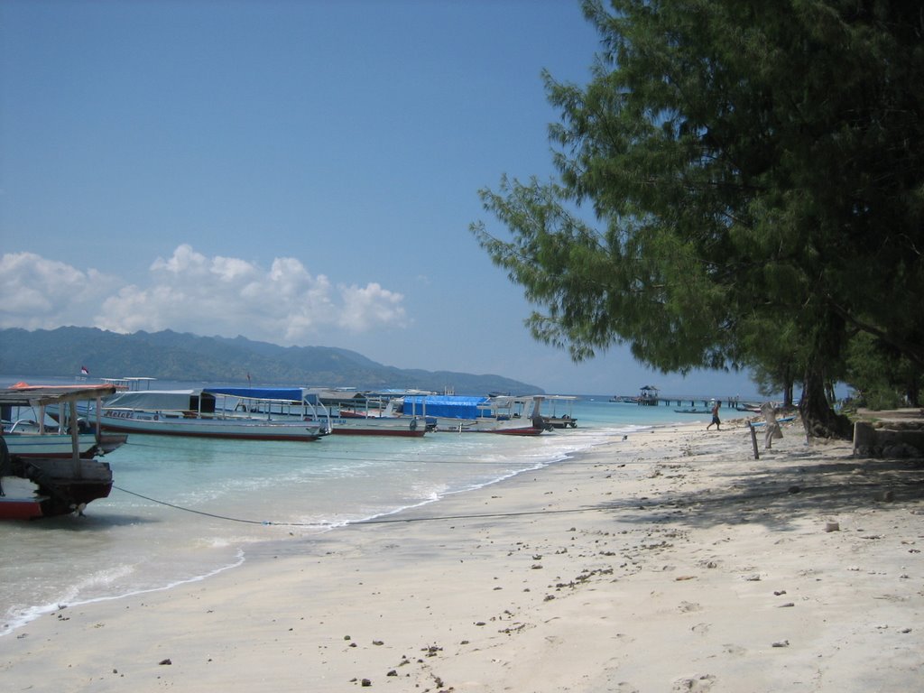 Trawangan beach by loucepum