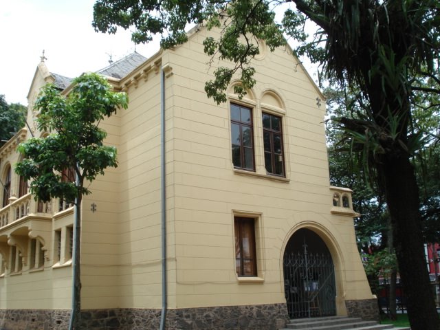 Casa da Culuta - praça Barão de Arary by LPSLPS