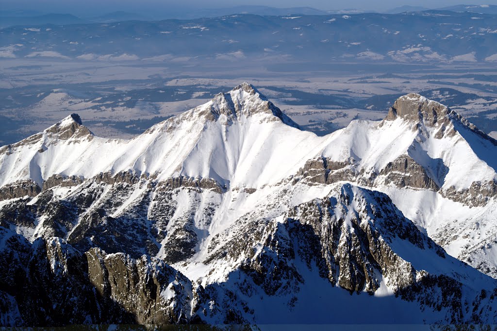 Tatry Bielskie widziane ze szczytu Łomnicy by JarekH