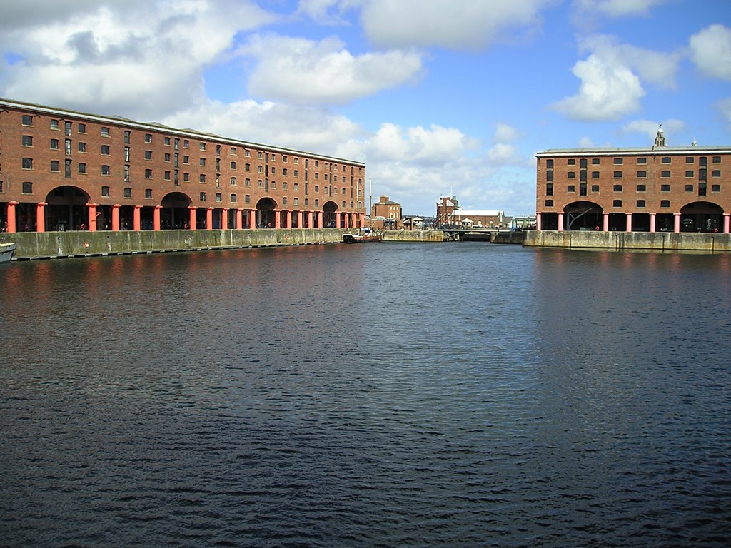 Albert Dock - Liverpool, Inglaterra by joao chicarra